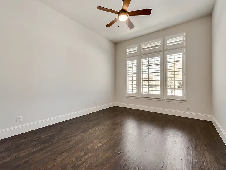 6887 Tranquility Ct — Photo 42
