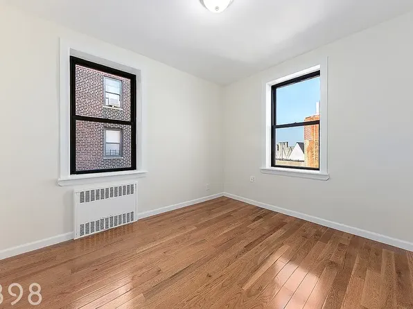 3415 Parsons Blvd, Flushing, NY