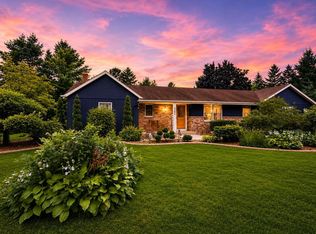 3395 Overlook COURT, West Bend, WI 53095