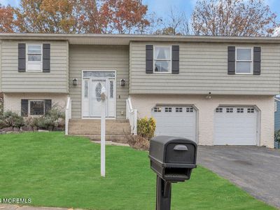29 Cannon Ball Drive, Howell, NJ, 07731