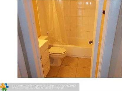 2nd image of 605 S Pine St APT 8