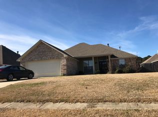6910 Basilwood St, Shreveport, LA 71129