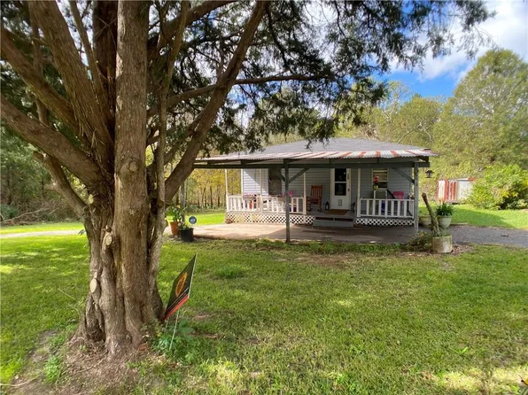 324 Cedar Ln, Pineville, LA 71360