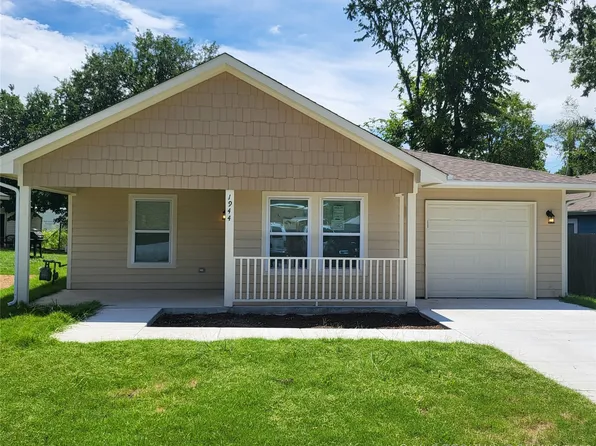 1944 E 26th Pl N, Tulsa, OK 74110