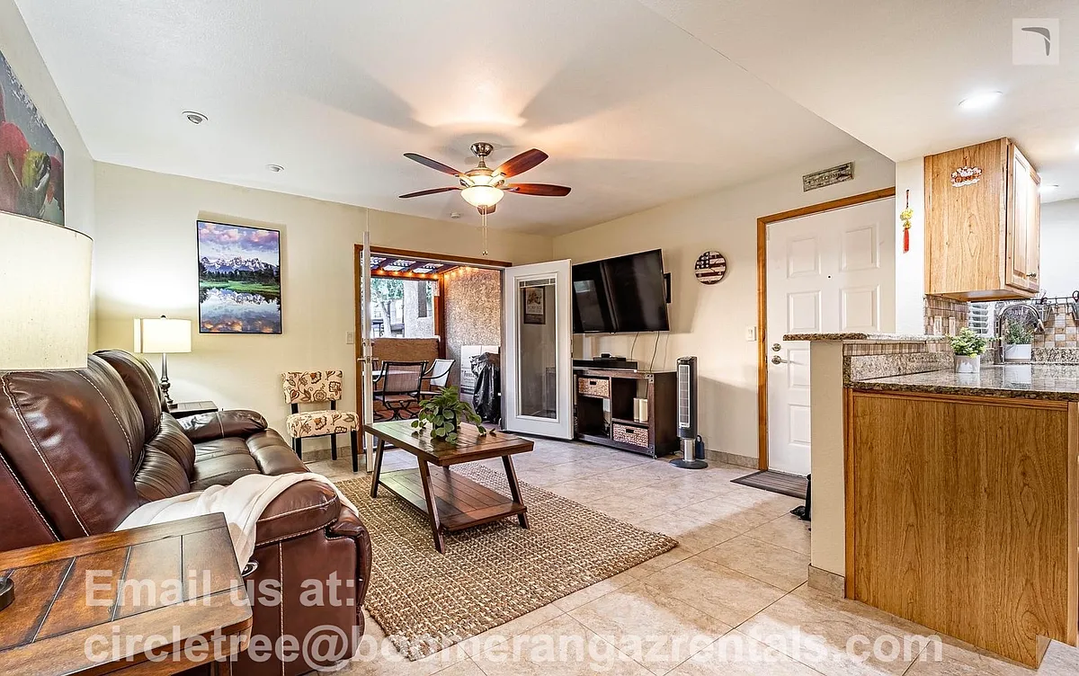 Building Photo - 461 W Holmes Ave #156