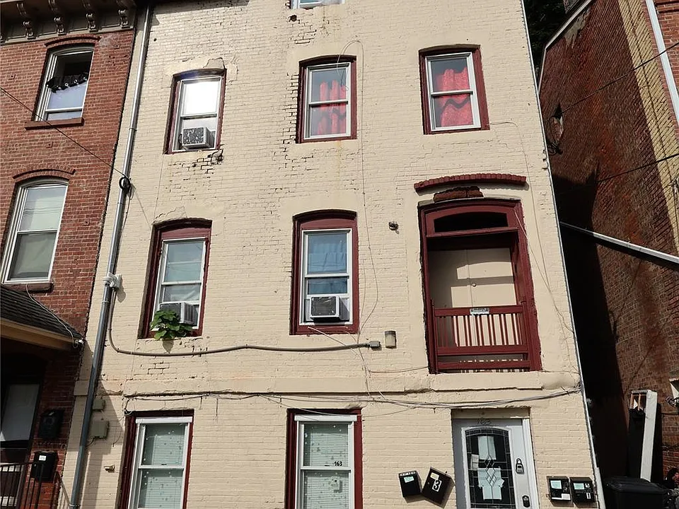 163 Chambers St #1