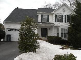 9306 Becky Ct, Manassas Park, VA