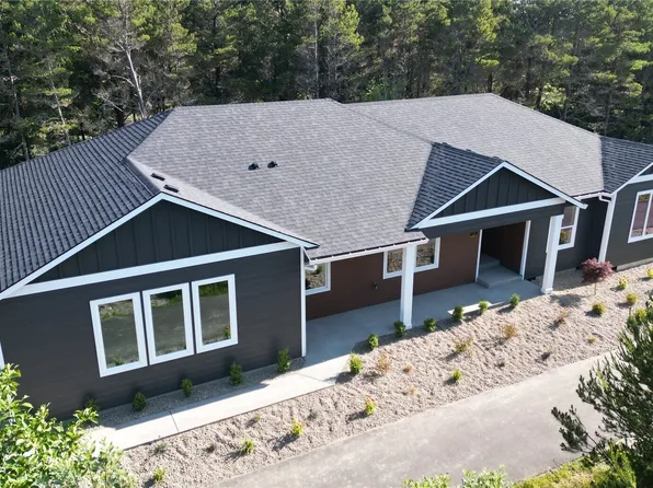 701 Shoreview Drive N, Long Beach, WA 98631