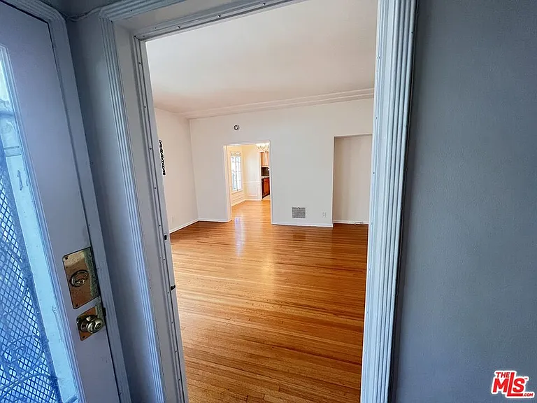 1248 S La Jolla Ave — Photo 3