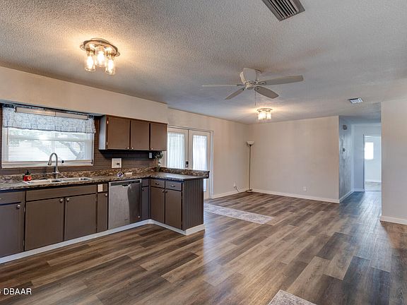 5th image of 888 W Coquina Dr