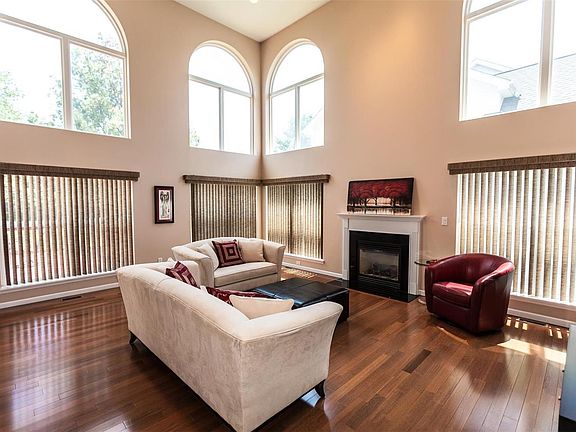 3rd image of 15478 Jost Estates Dr