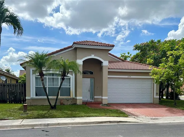 1579 SW 105th Ave, Pembroke Pines, FL 33025