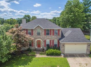 732 Trago Creek Dr, Ballwin, MO 63021