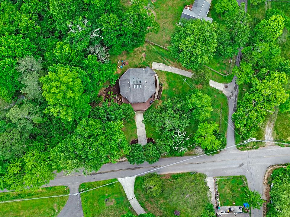335 Old Tacora Hills Rd, Clinton, TN 37716 | Zillow