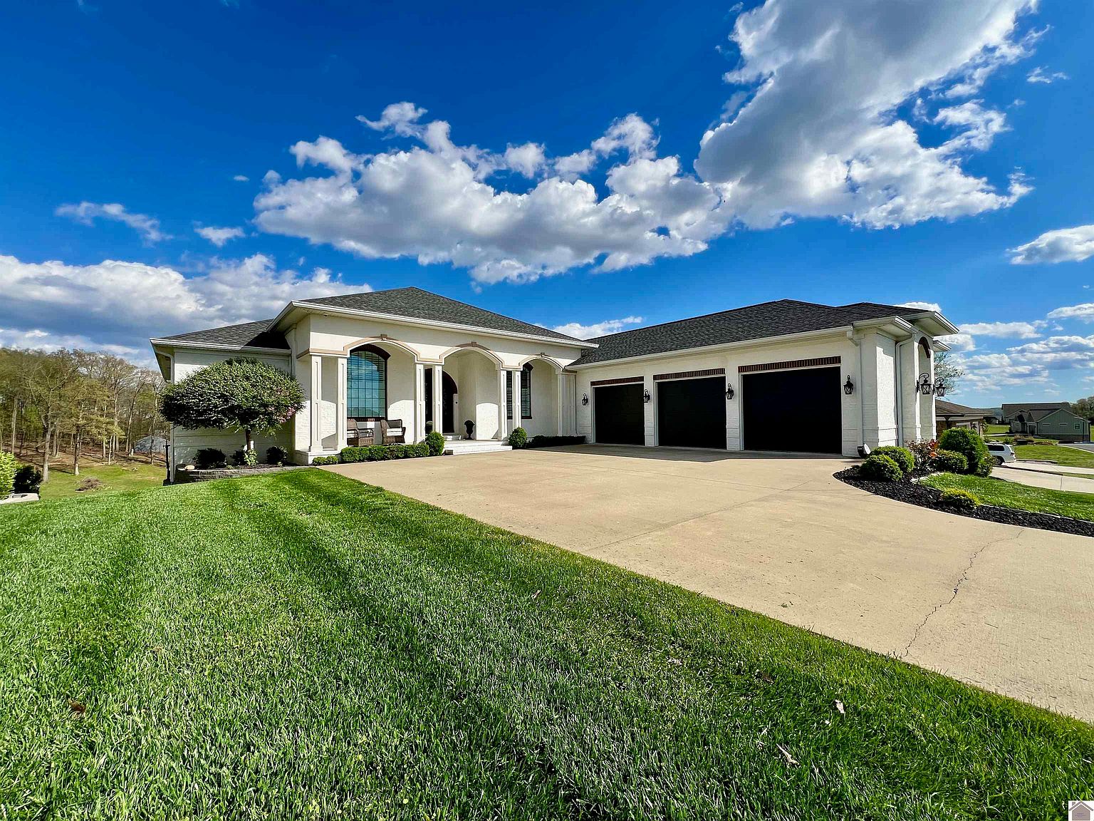 285 Moon Bay Dr, Kuttawa, KY 42055 MLS 126502 Zillow