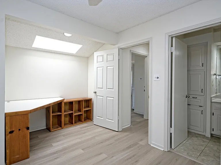 105 Crescent Blf — Photo 20