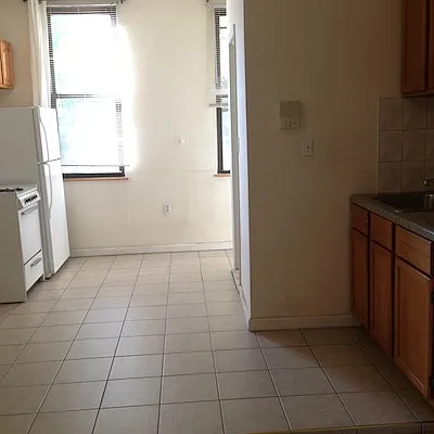 Rented by Urban Realty NYC | media 18