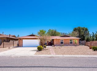 2670 Pinewood Dr SE, Rio Rancho, NM 87124
