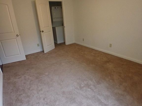 3rd image of 11480 Beirut Ct #201