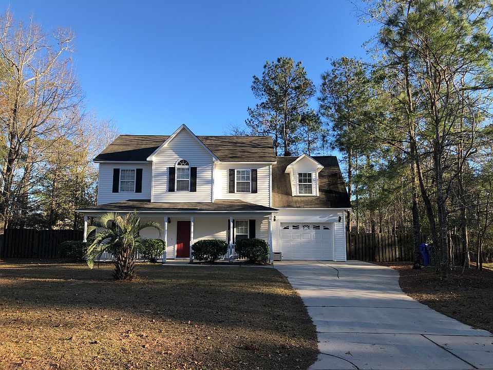  Beautiful large home & lot