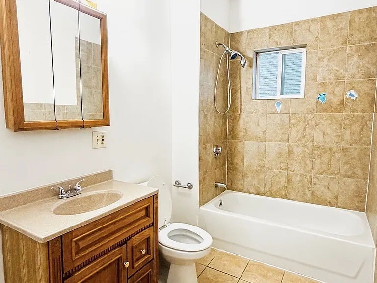394 Spring St #3 — Photo 13