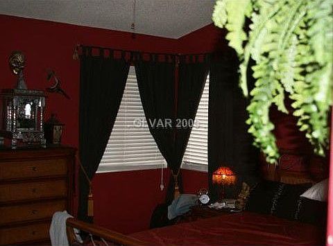 5th image of 4501 Ferrel St