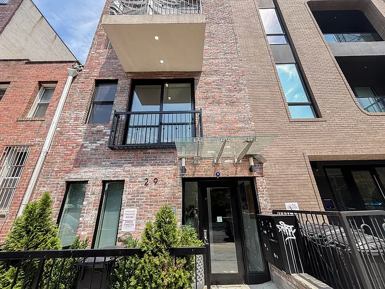 29 N Elliott Pl #2 — Photo 11