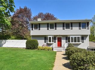 19 Hettiefred Rd, Greenwich, CT 06831