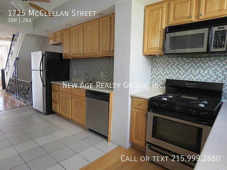 1725 McClellan St — Photo 5