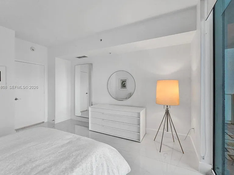 244 Biscayne Blvd #2005 — Photo 35