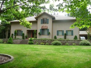 303 Buck Loop Rd, Sequim, WA 98382