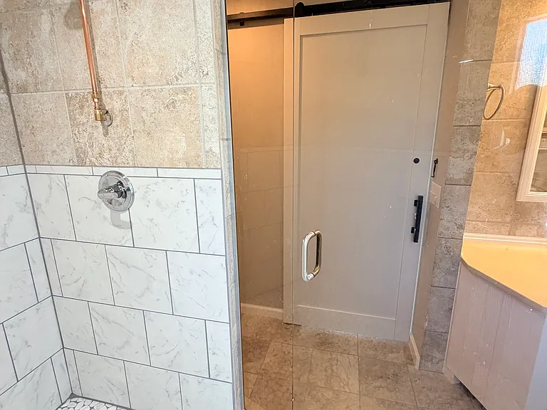123 Seabreeze Cir — Photo 52