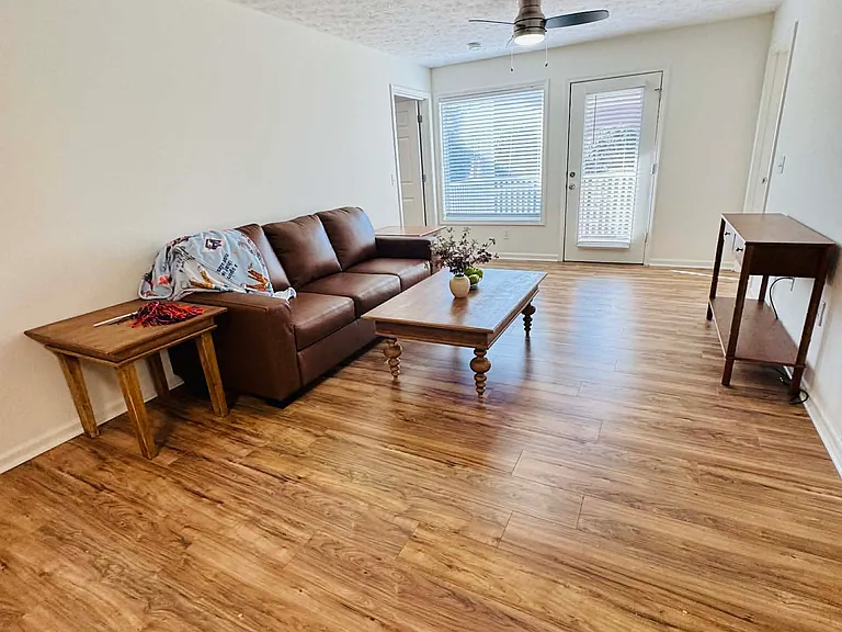 340 N Donahue Dr #A103 — Photo 17