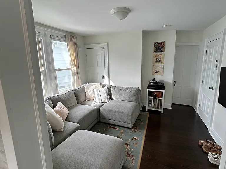 75 Maple Ave #2 — Photo 7