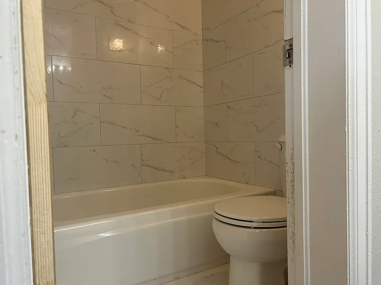 751 W Prentice Ave #303B — Photo 7