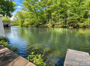 198 Clouse Ln, Taylorsville, NC 28681