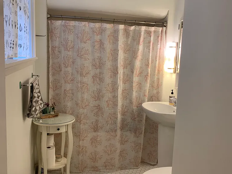 424 NW Maywood Dr — Photo 21