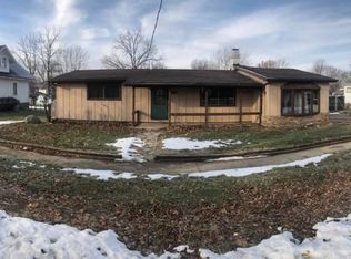 207 S 4th St, Manlius, IL 61338