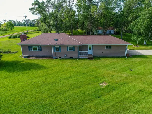49087 State Highway 28, Morris, MN 56267