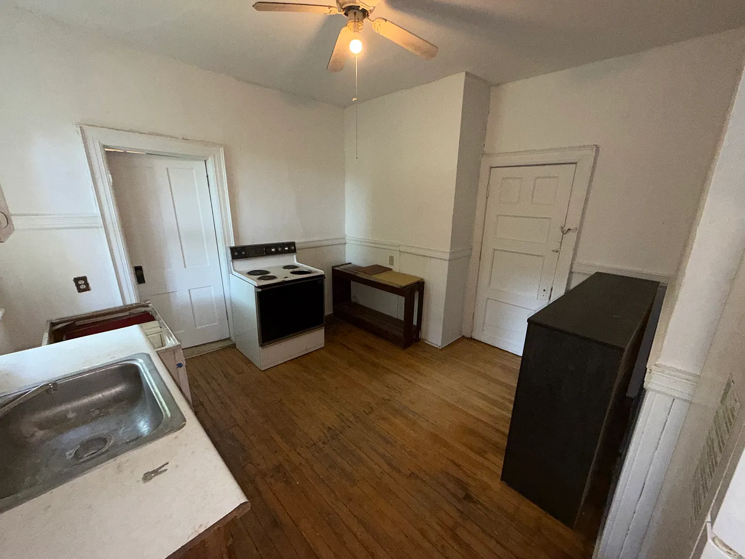 1 bed, $700 — Photo 3