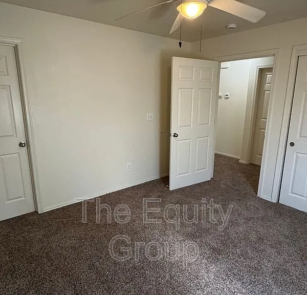 1915 Bella Oaks Dr — Photo 13