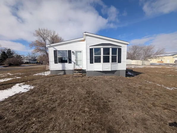 848 Opfer Ave, Lansford, ND 58750
