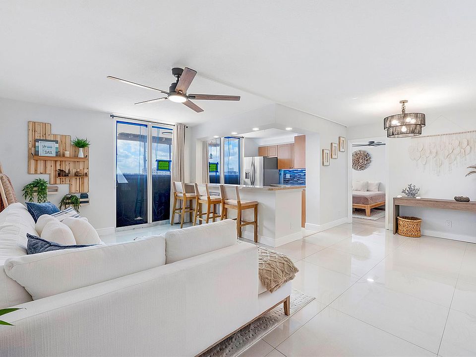 1st image of 1505 N Riverside Drive #1003