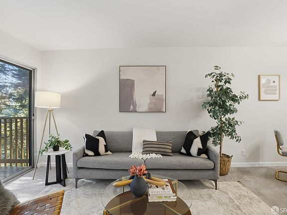 2nd image of 391 Mandarin Dr APT 208