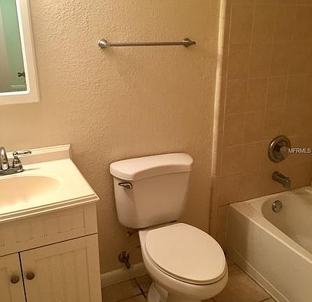 3rd image of 2551 Clairmont Ave