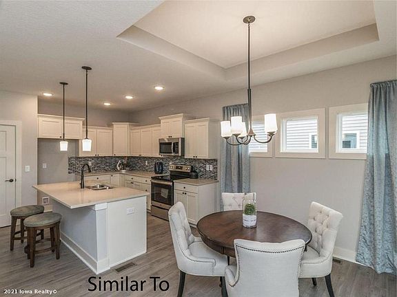 3rd image of 9491 Verdi Ln