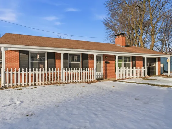 326 W 17th St, Auburn, IN 46706