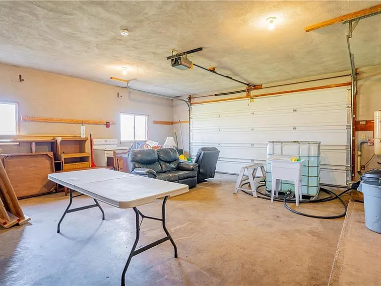 5213 Governors Rd — Photo 18