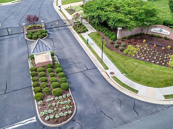 4th image of 6024 Bastione Court Gln
