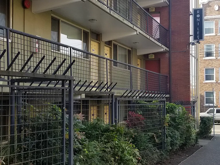 801 E Harrison St #405 — Photo 10
